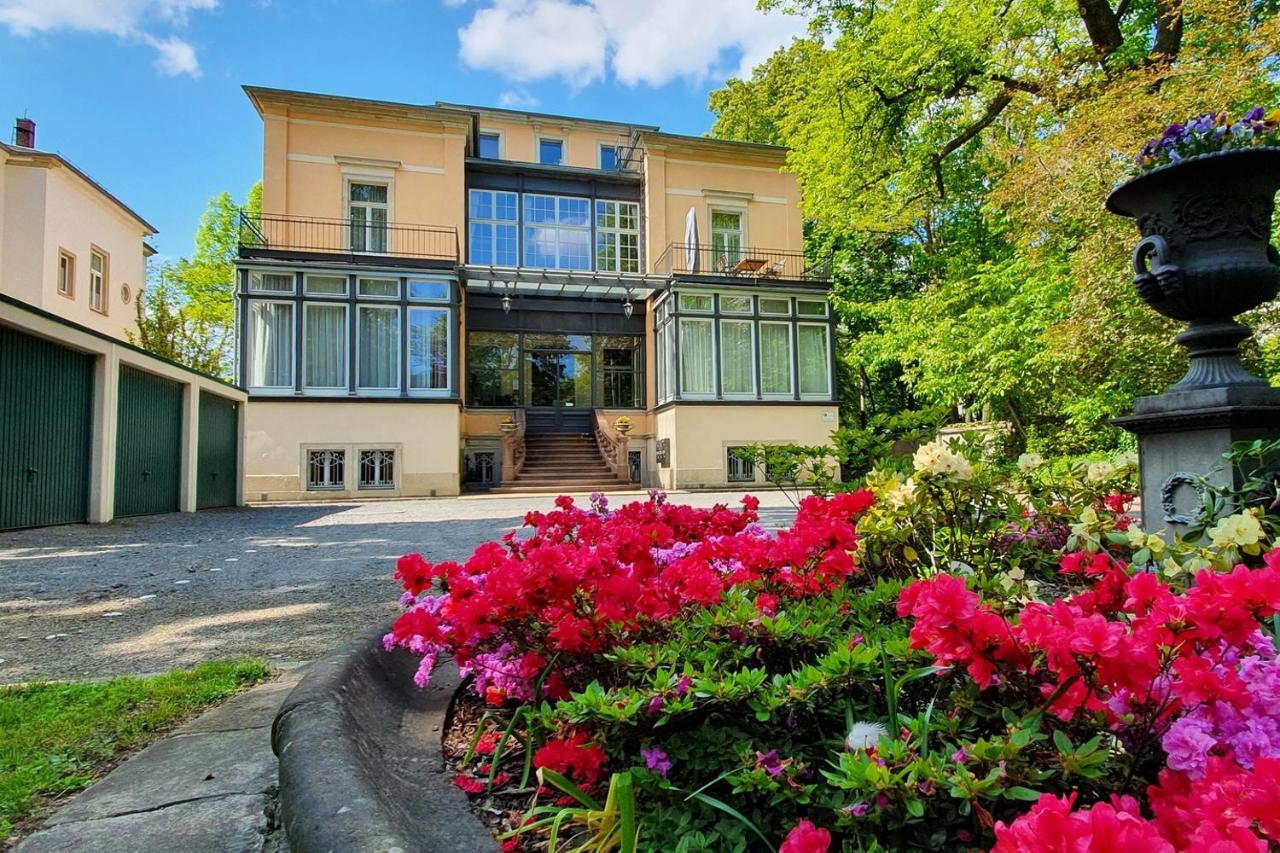 Ferienwohnungen Villa Haniel Carl Дрезден Екстериор снимка