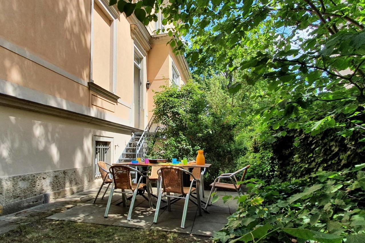 Ferienwohnungen Villa Haniel Carl Дрезден Екстериор снимка